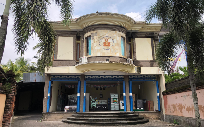 Showroom PT. Raditya Dewata Perkasa Cabang Gianyar